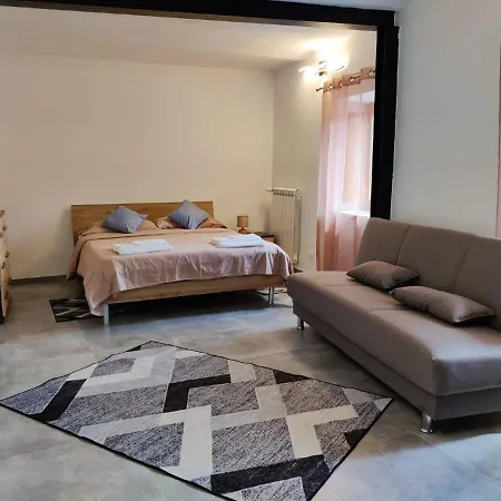 1375 بيت للعطل